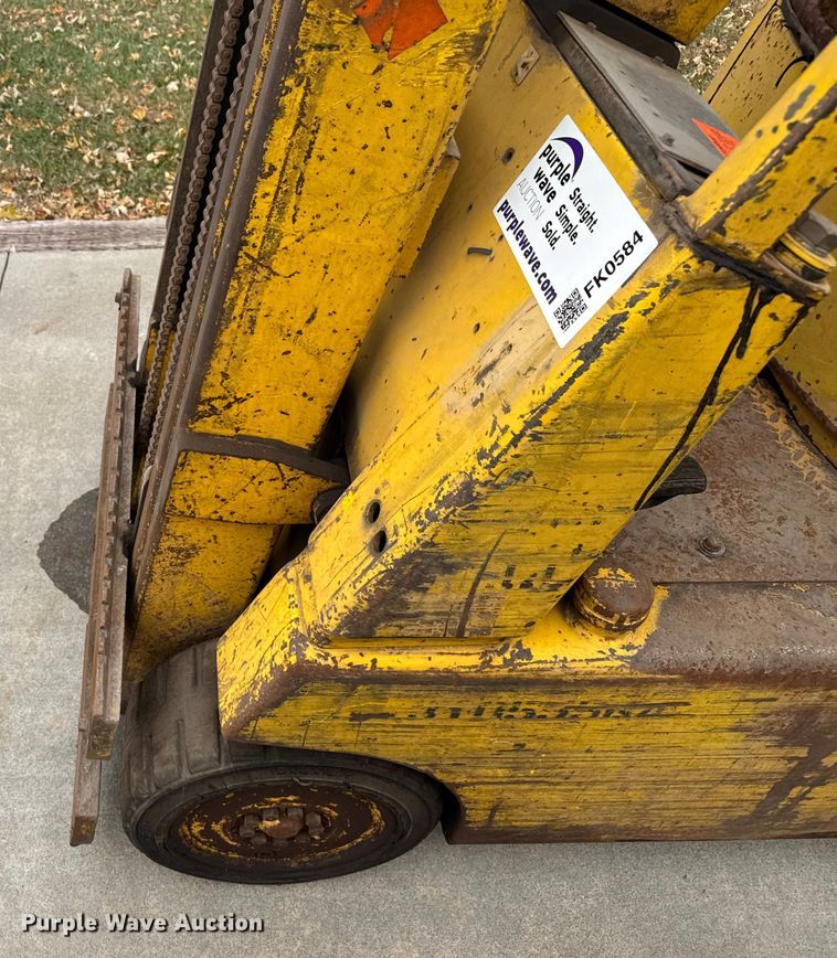 image for item FK0584 Hyster forklift