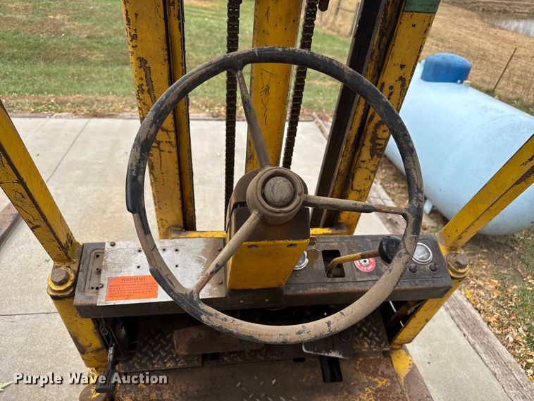 image for item FK0584 Hyster forklift