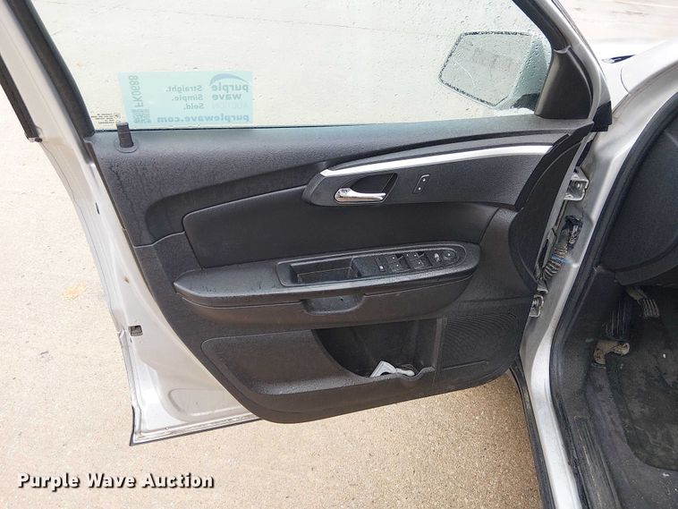 image for item FK0688 2012 Chevrolet Traverse  SUV