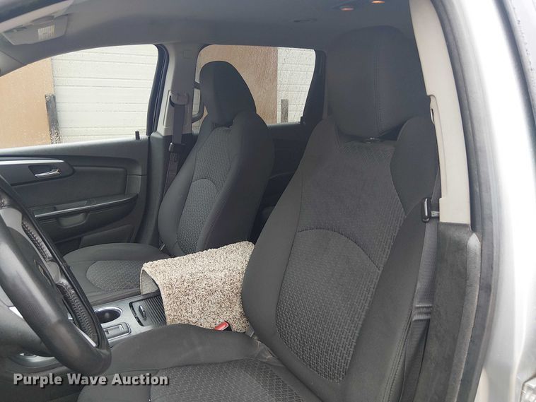 image for item FK0688 2012 Chevrolet Traverse  SUV