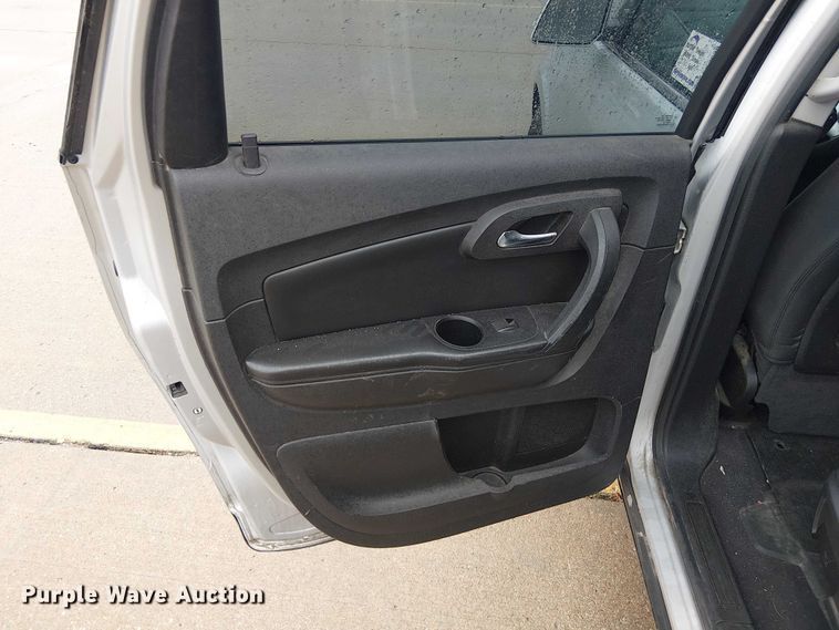 image for item FK0688 2012 Chevrolet Traverse  SUV