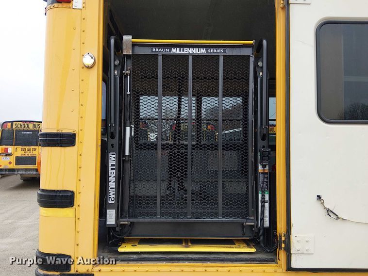 image for item FK0689 2011 IC PB105 school bus