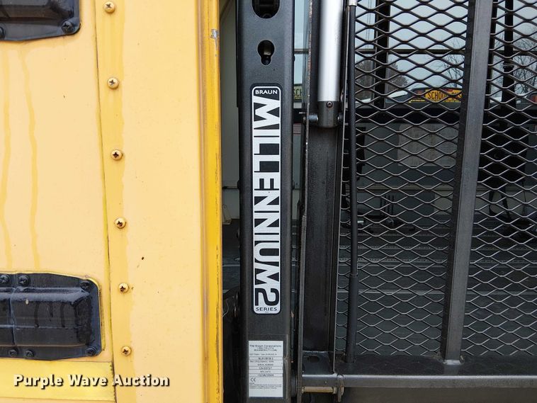 image for item FK0689 2011 IC PB105 school bus