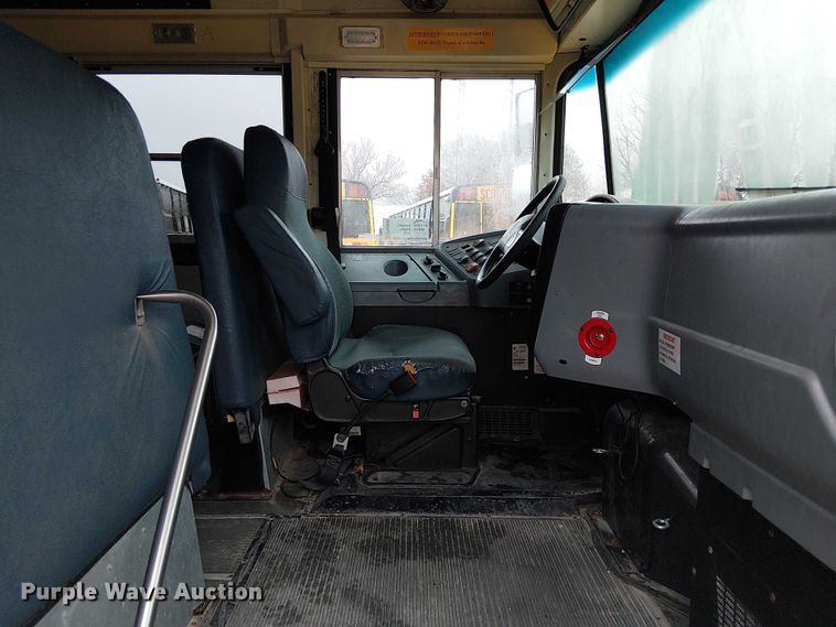 image for item FK0689 2011 IC PB105 school bus