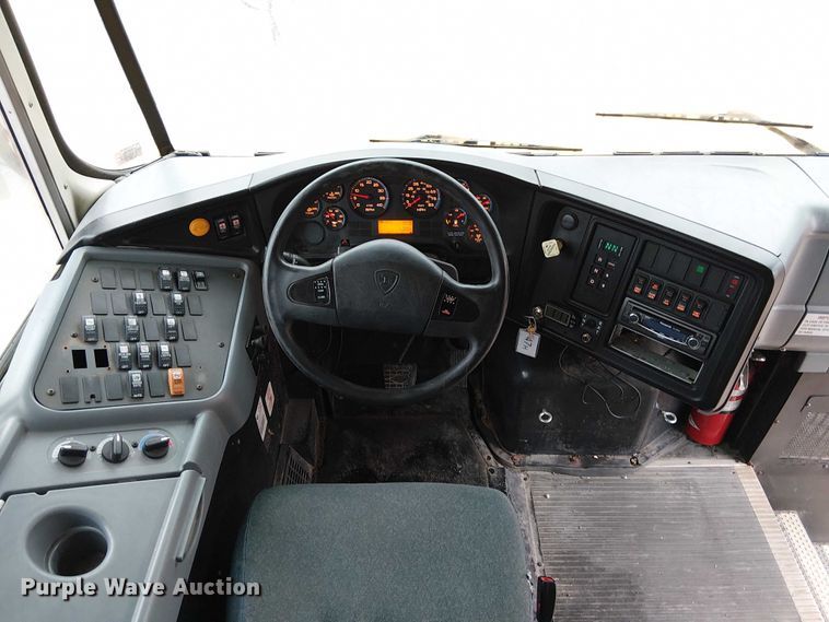 image for item FK0689 2011 IC PB105 school bus