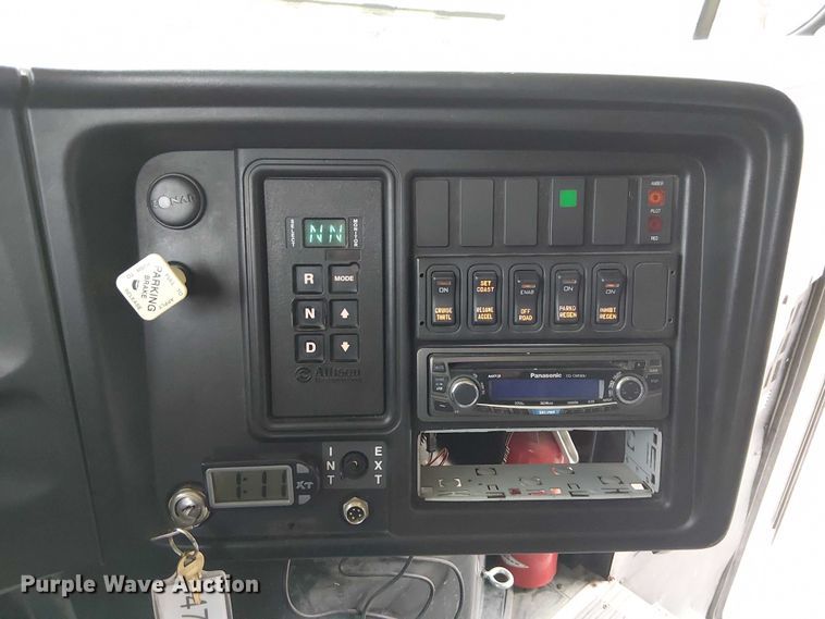 image for item FK0689 2011 IC PB105 school bus