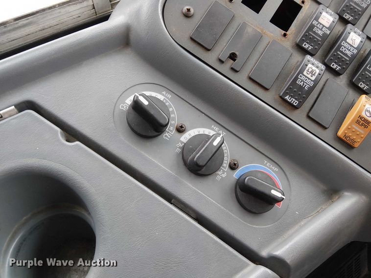 image for item FK0689 2011 IC PB105 school bus