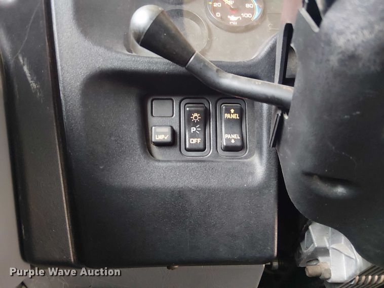 image for item FK0689 2011 IC PB105 school bus