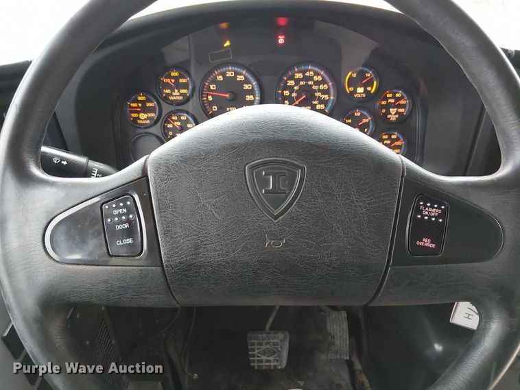 image for item FK0689 2011 IC PB105 school bus