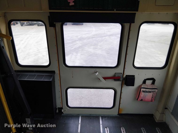 image for item FK0689 2011 IC PB105 school bus