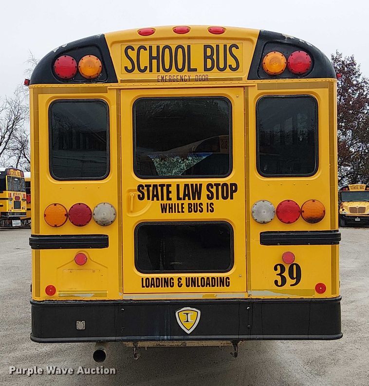 image for item FK0690 2007 IC PB105 school bus