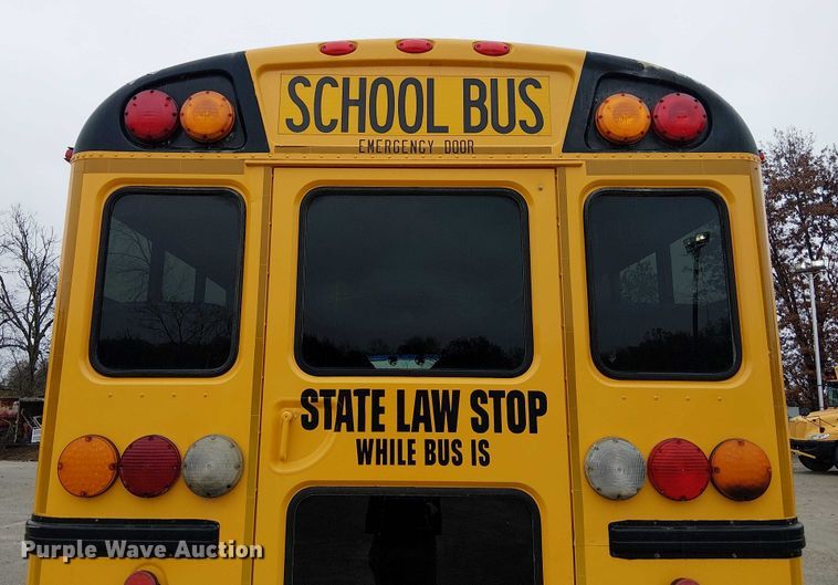 image for item FK0690 2007 IC PB105 school bus