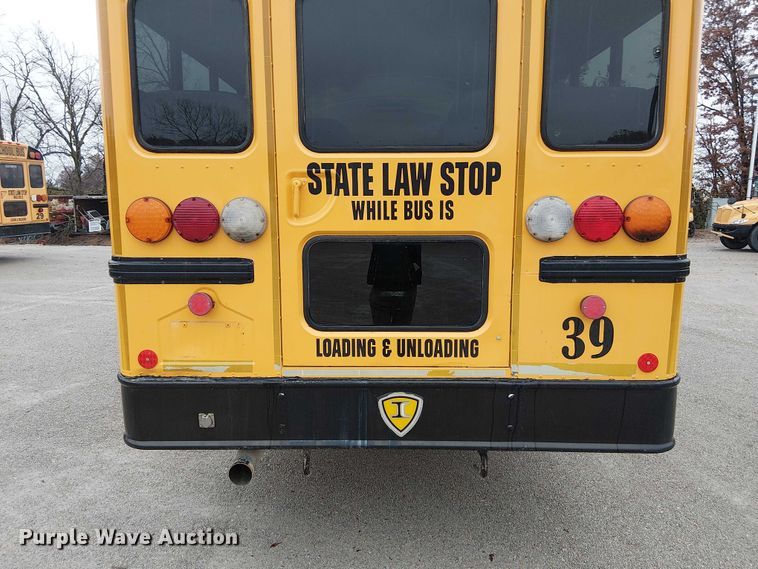 image for item FK0690 2007 IC PB105 school bus