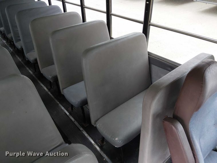 image for item FK0690 2007 IC PB105 school bus