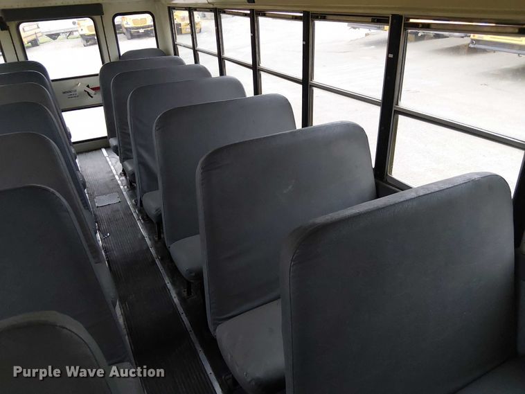 image for item FK0690 2007 IC PB105 school bus