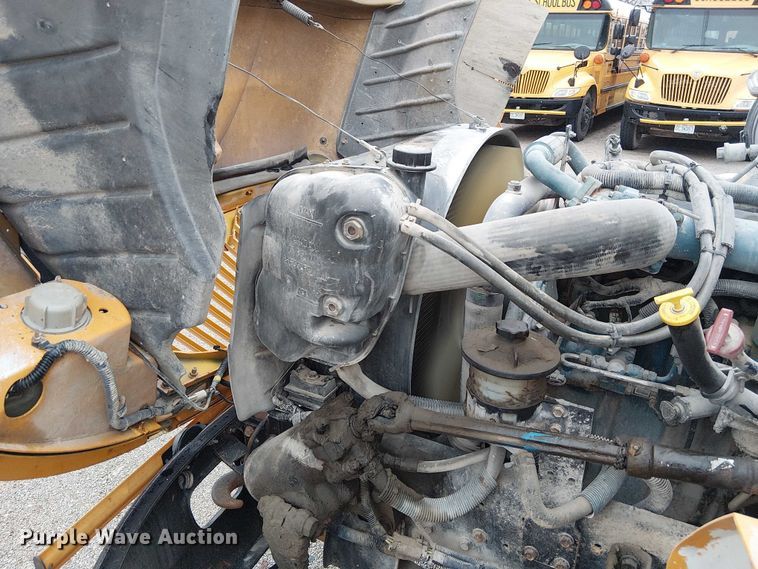 image for item FK0690 2007 IC PB105 school bus