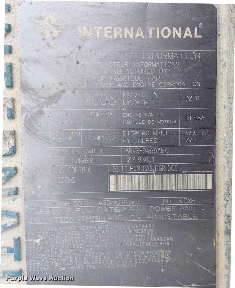 image for item FK0690 2007 IC PB105 school bus