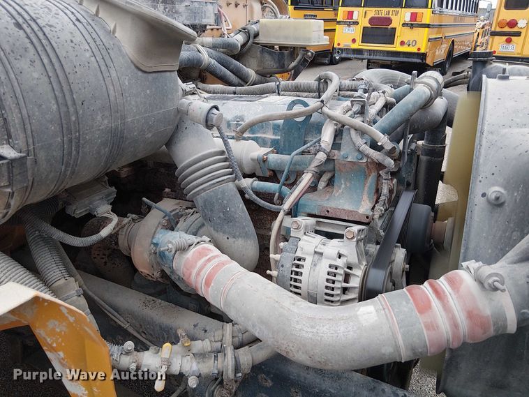 image for item FK0690 2007 IC PB105 school bus