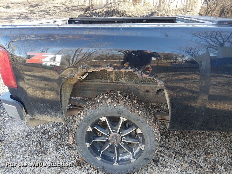 image for item FK0703 2009 Chevrolet Silverado 2500HD Crew Cab pickup truck