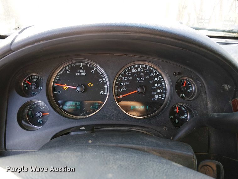 image for item FK0703 2009 Chevrolet Silverado 2500HD Crew Cab pickup truck