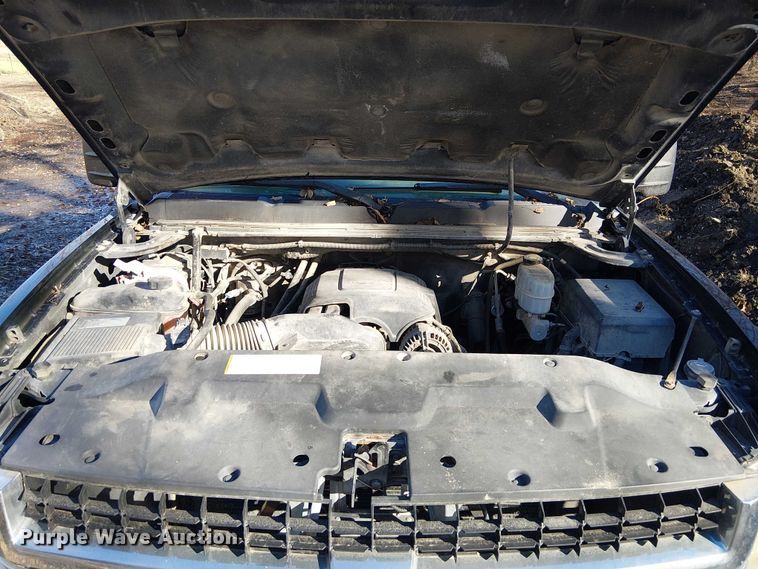 image for item FK0703 2009 Chevrolet Silverado 2500HD Crew Cab pickup truck