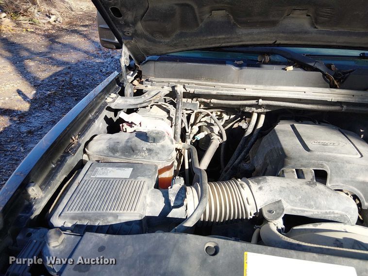 image for item FK0703 2009 Chevrolet Silverado 2500HD Crew Cab pickup truck