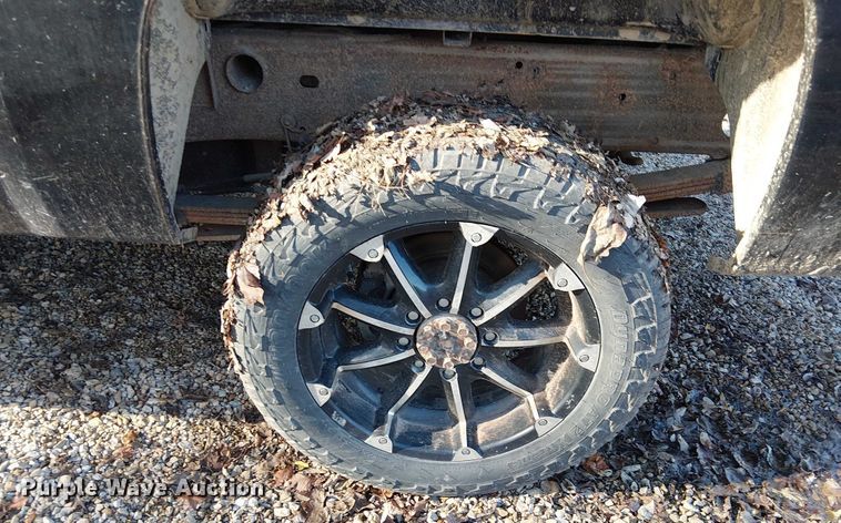 image for item FK0703 2009 Chevrolet Silverado 2500HD Crew Cab pickup truck