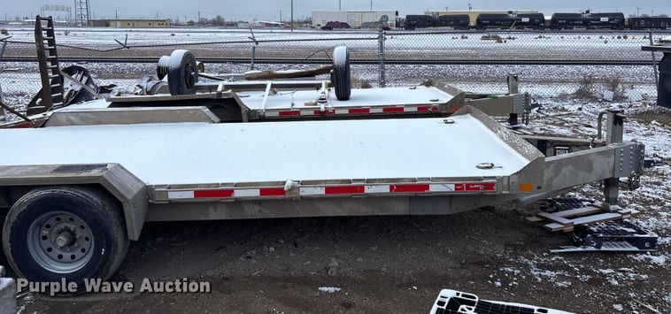 image for item FK2507 2018 M.H. EBY equipment trailer