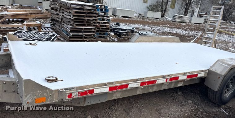 image for item FK2507 2018 M.H. EBY equipment trailer
