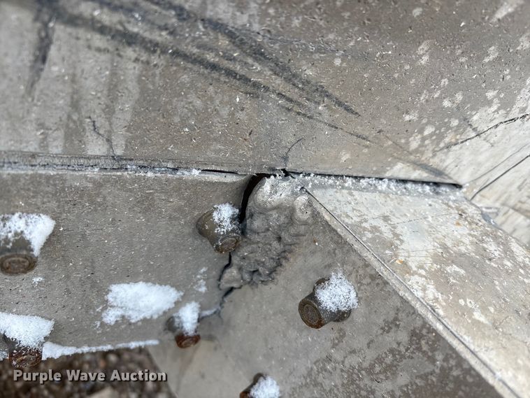 image for item FK2507 2018 M.H. EBY equipment trailer