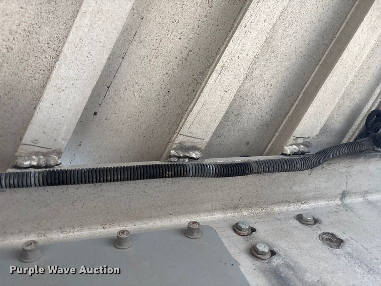 image for item FK2507 2018 M.H. EBY equipment trailer