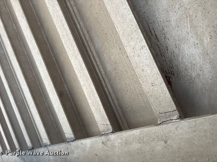 image for item FK2507 2018 M.H. EBY equipment trailer