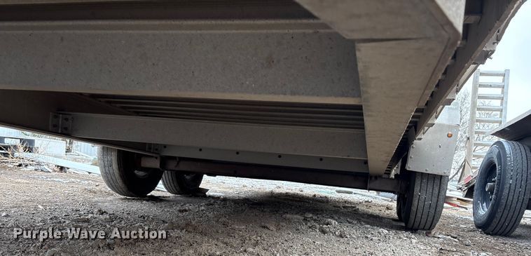 image for item FK2507 2018 M.H. EBY equipment trailer