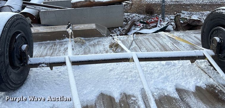 image for item FK2508 2016 M.H. EBY equipment trailer