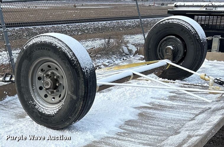 image for item FK2508 2016 M.H. EBY equipment trailer