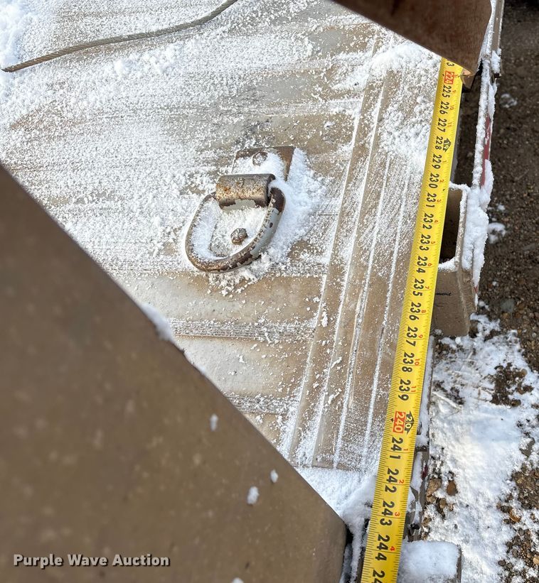 image for item FK2508 2016 M.H. EBY equipment trailer