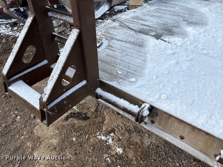 image for item FK2508 2016 M.H. EBY equipment trailer