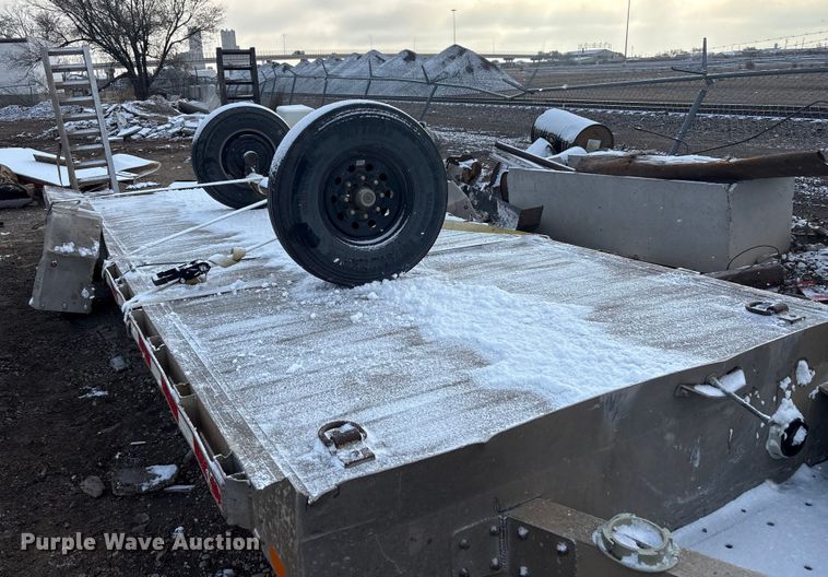 image for item FK2508 2016 M.H. EBY equipment trailer