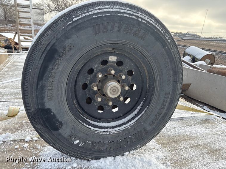 image for item FK2508 2016 M.H. EBY equipment trailer