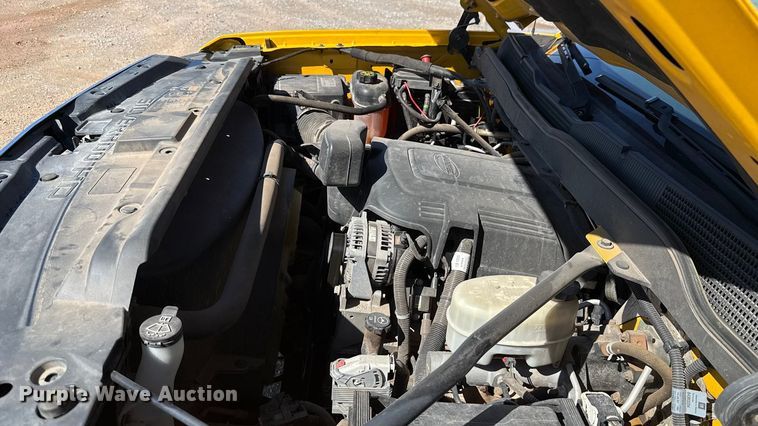 image for item GH9351 2018 Chevrolet Silverado 3500HD utility bed pickup truck