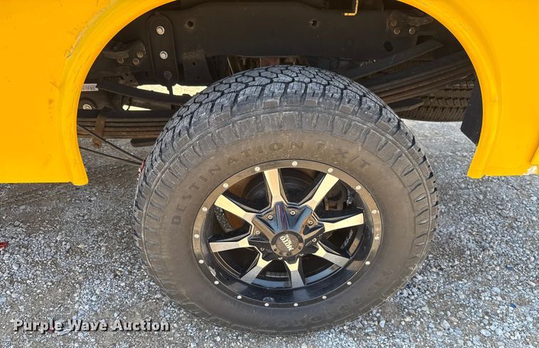 image for item GH9352 2018 Ford F350 Super Duty XL utility bed pickup truck