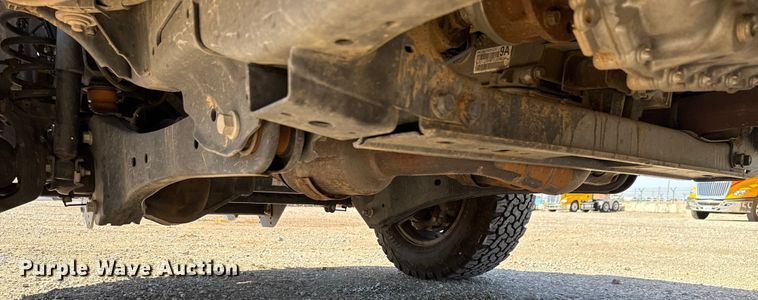 image for item GH9353 2019 Ford F350 Super Duty XL utility bed pickup truck