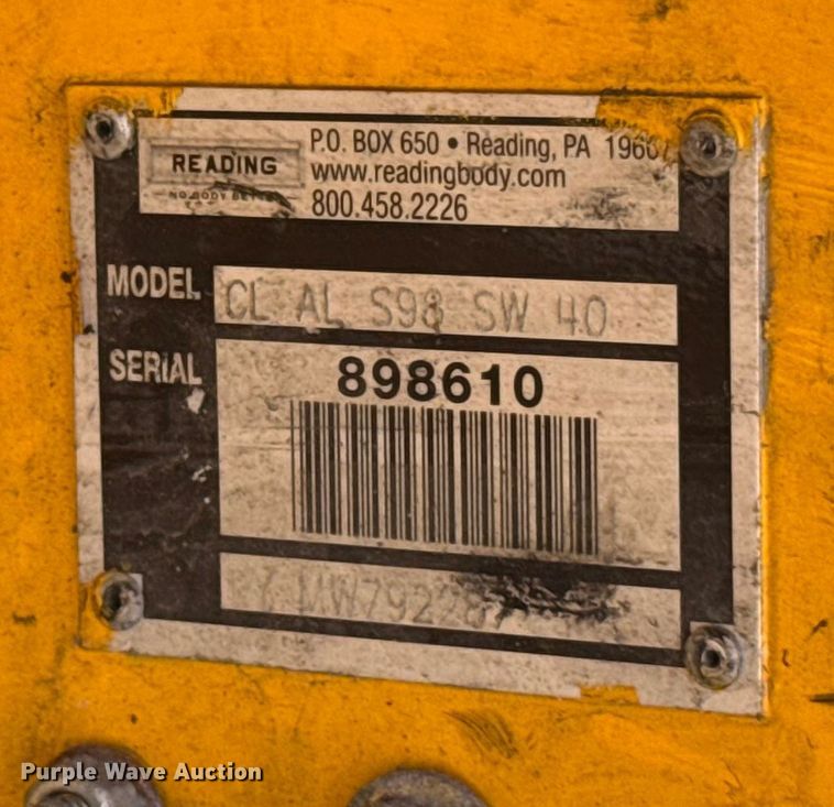 image for item GH9354 2018 Chevrolet Silverado 3500HD utility bed pickup truck