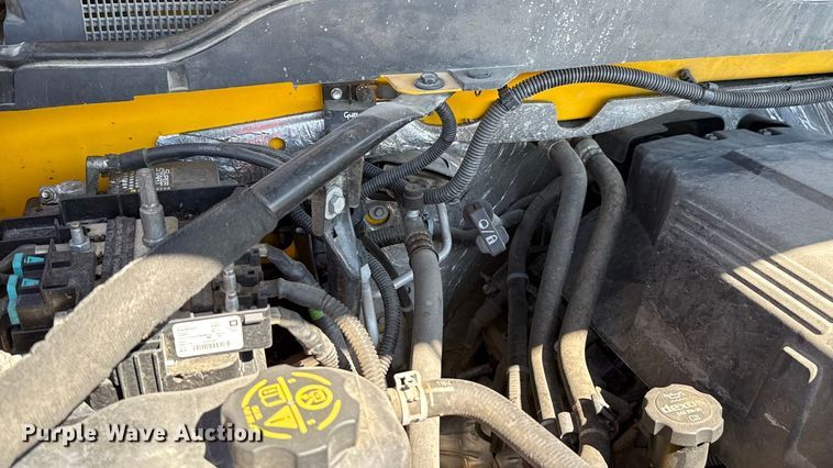 image for item GH9354 2018 Chevrolet Silverado 3500HD utility bed pickup truck