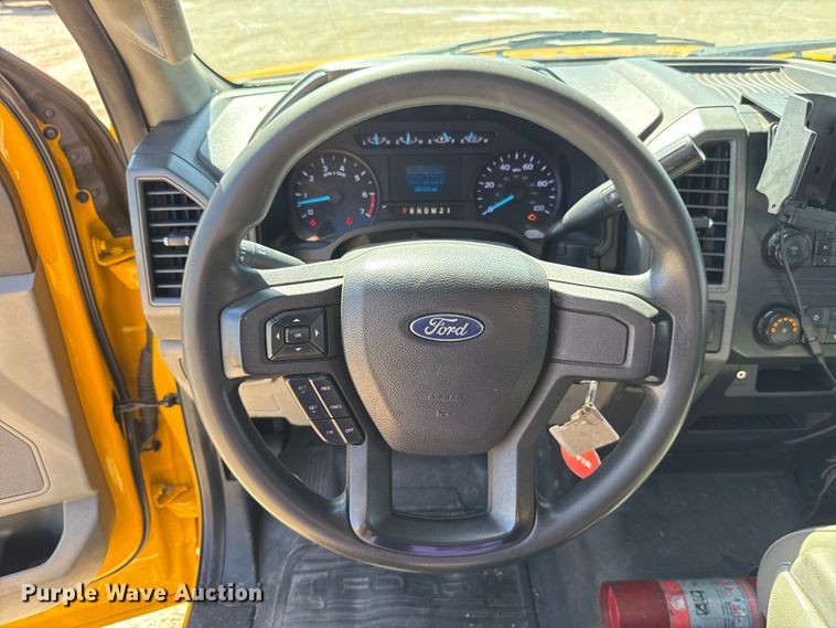 image for item GH9355 2019 Ford F350 Super Duty XL utility bed pickup truck