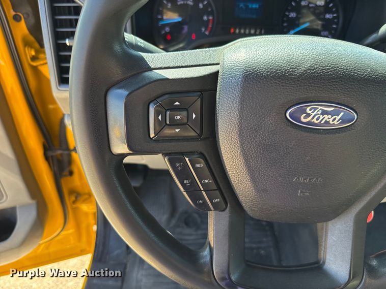 image for item GH9355 2019 Ford F350 Super Duty XL utility bed pickup truck