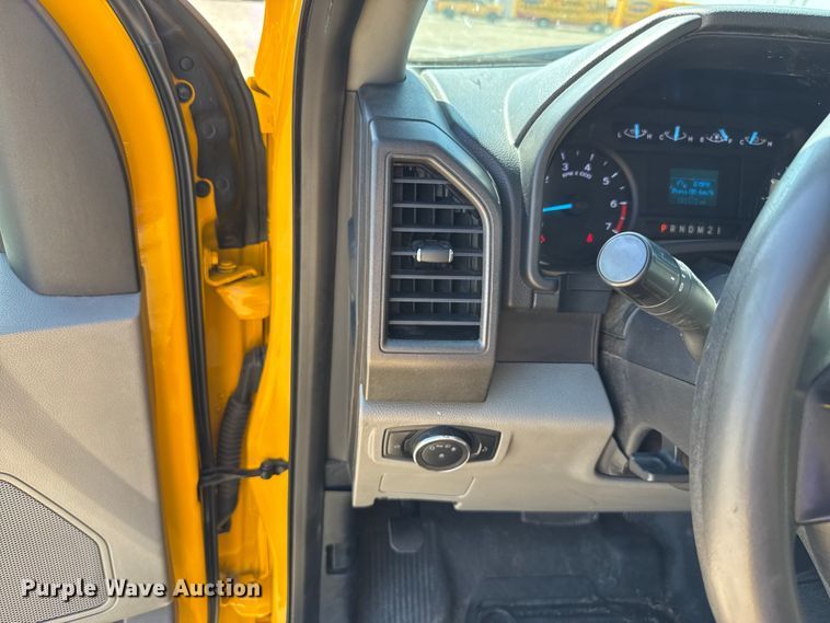 image for item GH9355 2019 Ford F350 Super Duty XL utility bed pickup truck