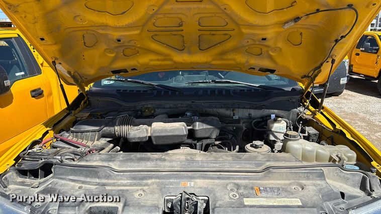 image for item GH9355 2019 Ford F350 Super Duty XL utility bed pickup truck