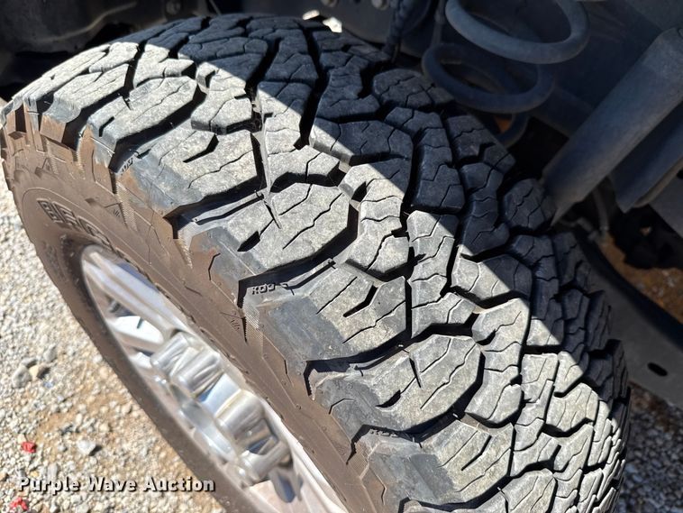 image for item GH9355 2019 Ford F350 Super Duty XL utility bed pickup truck