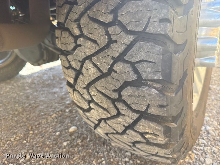 image for item GH9355 2019 Ford F350 Super Duty XL utility bed pickup truck